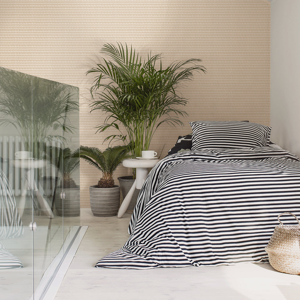 マリメッコ 壁紙 1ロール 25133 アルク イエローオーカー 70cm×10m marimekko クロス 北欧 DIY 新生活 新品 アルク ALKU イエロー 25133 / Marimekko マリメッコ – WALLPAPER STORE